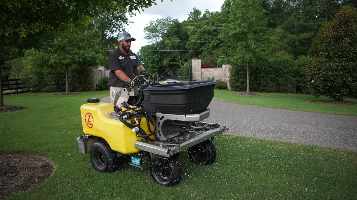 fall lawn care fertilization