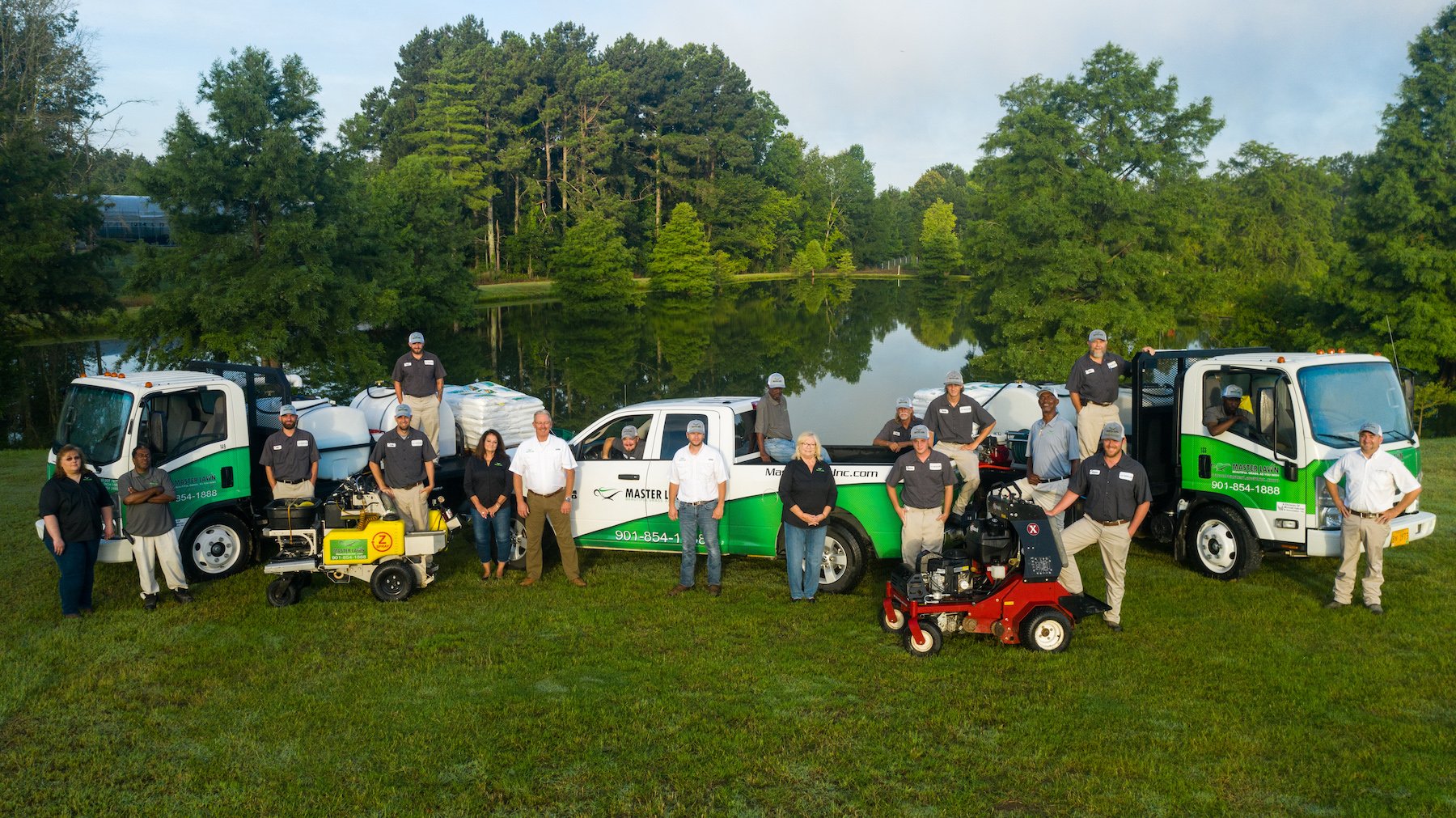 Master lawn team